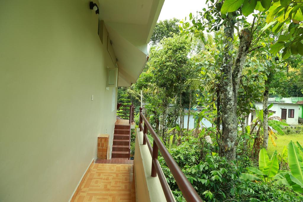 Ferndale Homestay Thekkady Exterior photo