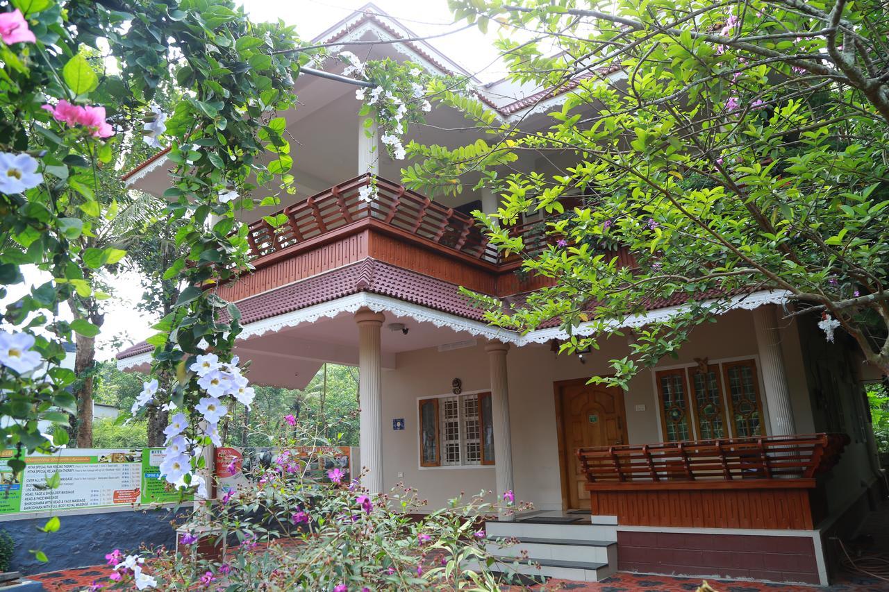 Ferndale Homestay Thekkady Exterior photo
